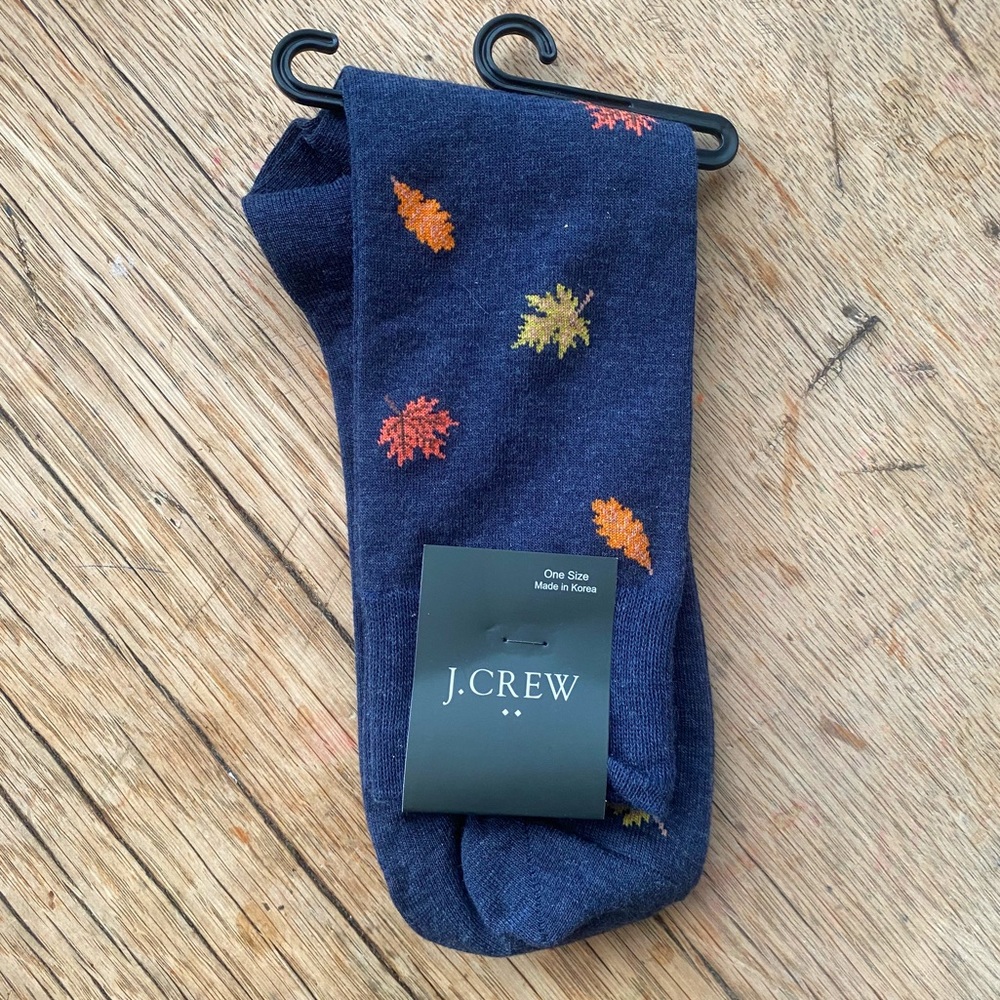 ♥️💖 J. Crew Socks OS Navy with Yellow & Orange Leaves